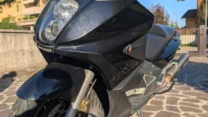 Gilera GP 800  (4)