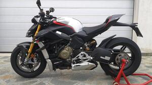 Ducati Streetfighter V4 1100 SP (2022) 
