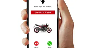Triumph Street Triple 765 RX (2026)  (3)