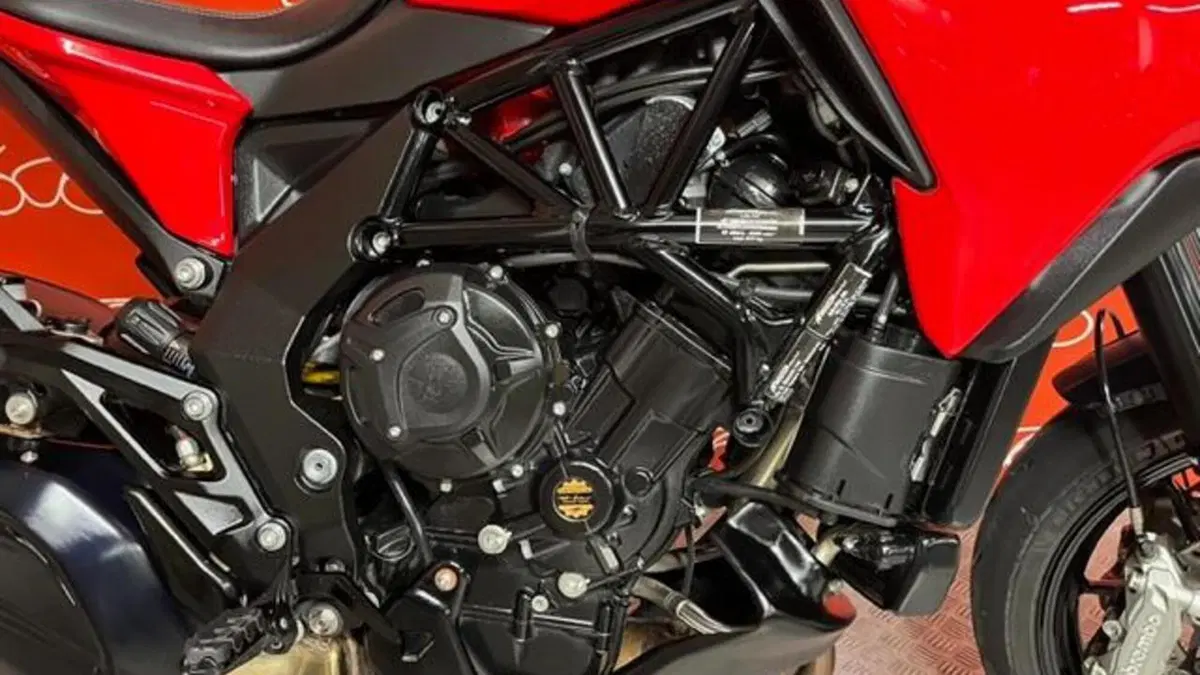 MV Agusta Turismo Veloce 800 Rosso (2021 - 23)  (3)
