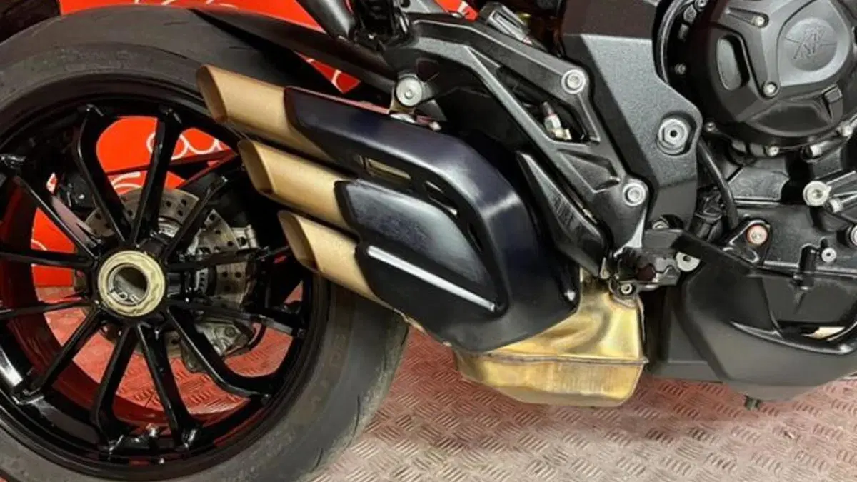 MV Agusta Turismo Veloce 800 Rosso (2021 - 23)  (9)