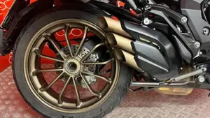 MV Agusta Turismo Veloce 800 Lusso (2021 - 22)  (10)