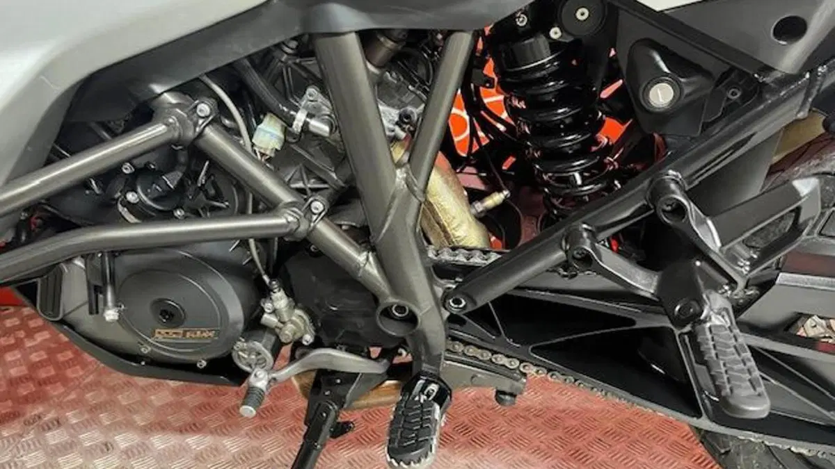 KTM 1290 Super Adventure (2015 - 16)  (6)
