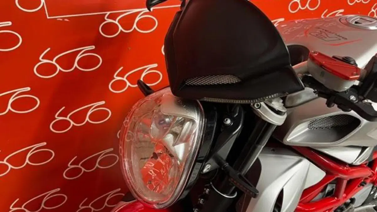 MV Agusta Brutale 1090 (2012 - 15)  (7)