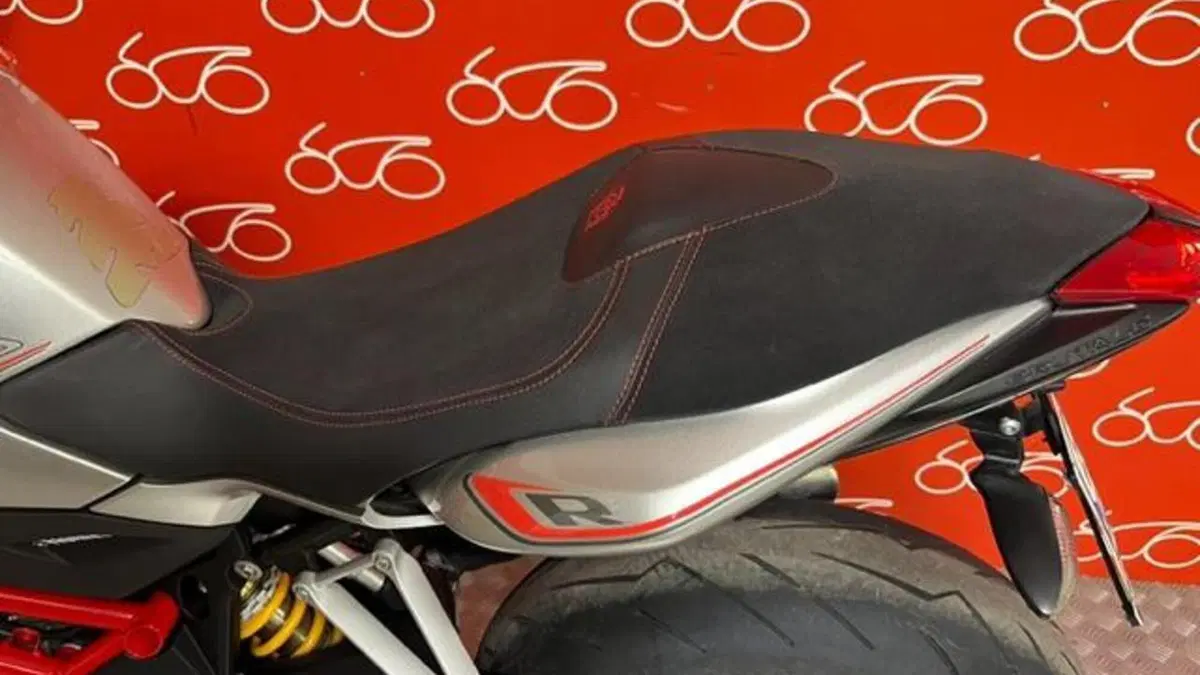MV Agusta Brutale 1090 (2012 - 15)  (3)