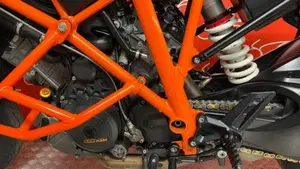 KTM 1290 Super Duke R ABS (2014 - 16)  (9)