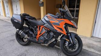 KTM 1290 Super Duke GT (2022 - 25) usata
