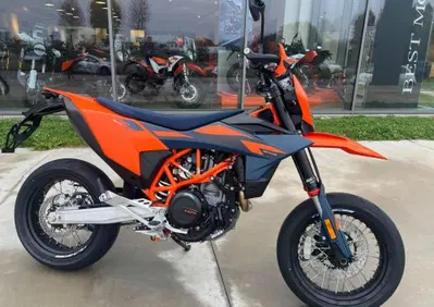 KTM 690 SMC R (2026) - Annuncio 9885528