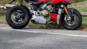 Ducati Streetfighter V4 1100 S (2021 - 22) 