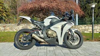 Honda CBR 1000 RR Fireblade (2008 - 11) usata