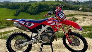 Honda CRF 250 R (2025) 
