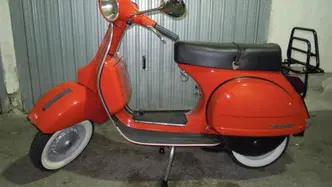 Piaggio Vespa p150x epoca