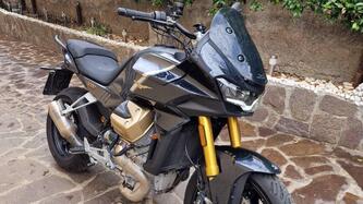 Moto Guzzi V100 Mandello S (2022 - 24)