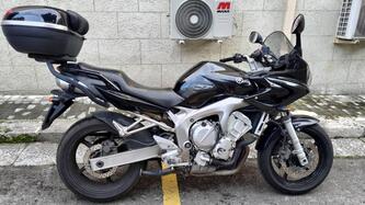 Yamaha FZ6 Fazer (2004 - 07) usata