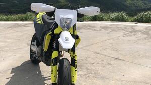 Husqvarna 701 Supermoto (2023 - 25) 