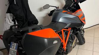 KTM 1290 Super Duke GT (2022 - 25) usata