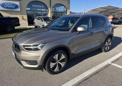 Volvo XC40 T2 Geartronic Momentum Core usata