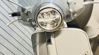 Vespa GTS 300 Hpe Super Tech (2019) usata