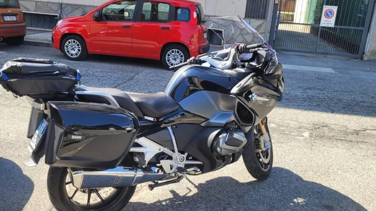 Bmw R 1250 RT (2021 - 25)  (2)