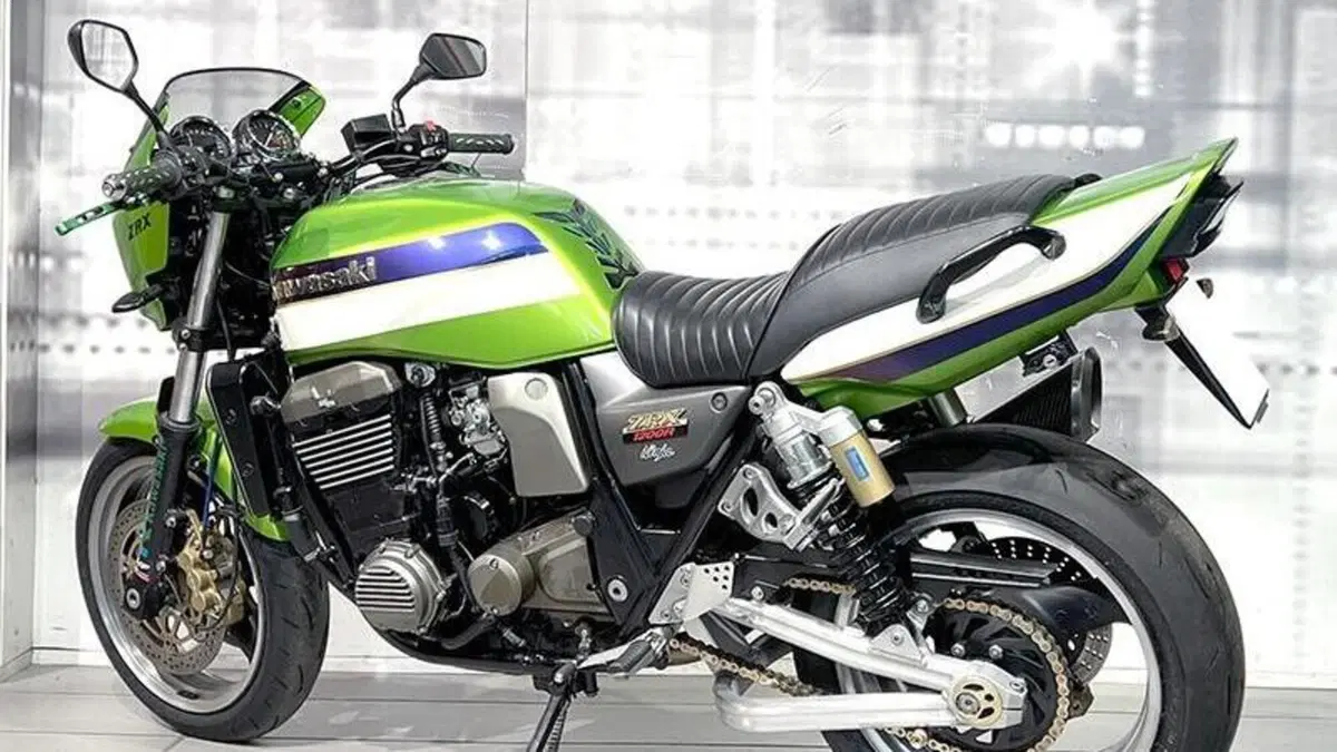 Kawasaki ZRX 1200 R (2000 - 06)  (2)