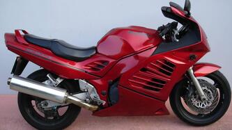 Suzuki RF 900 R usata