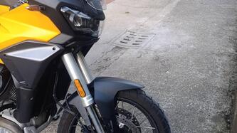 moto guzzi stelvio (2024 - 25)