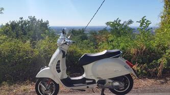 Vespa GTS 300 (2010 - 14) usata