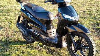 Peugeot Tweet 125i Active (2021 - 25) usata