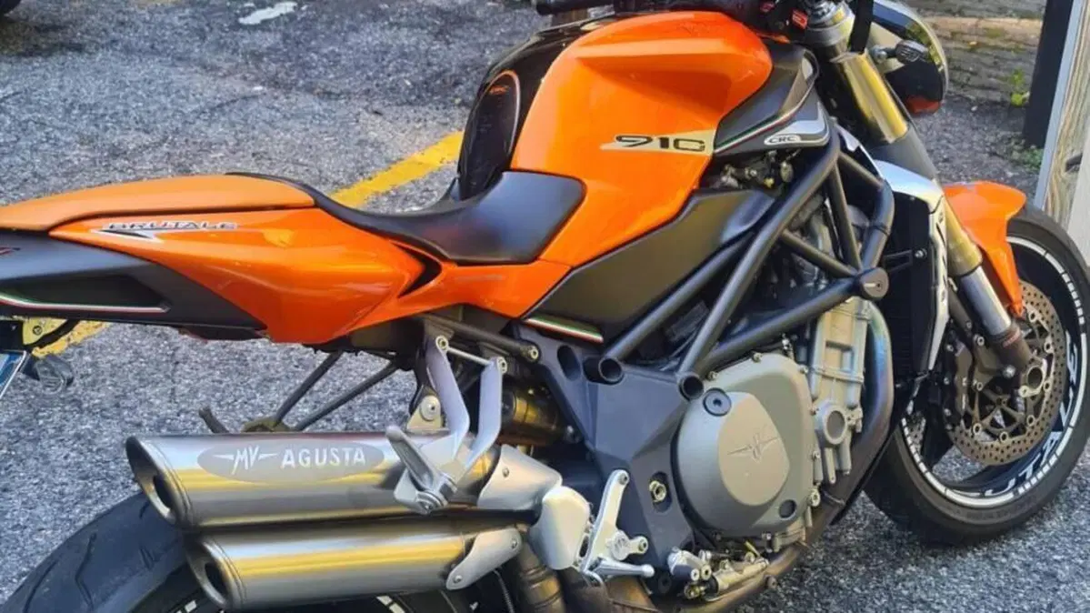 MV Agusta Brutale 910 S (2005 - 11)  (8)