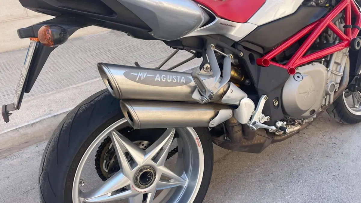 MV Agusta Brutale 910 S (2005 - 11)  (5)