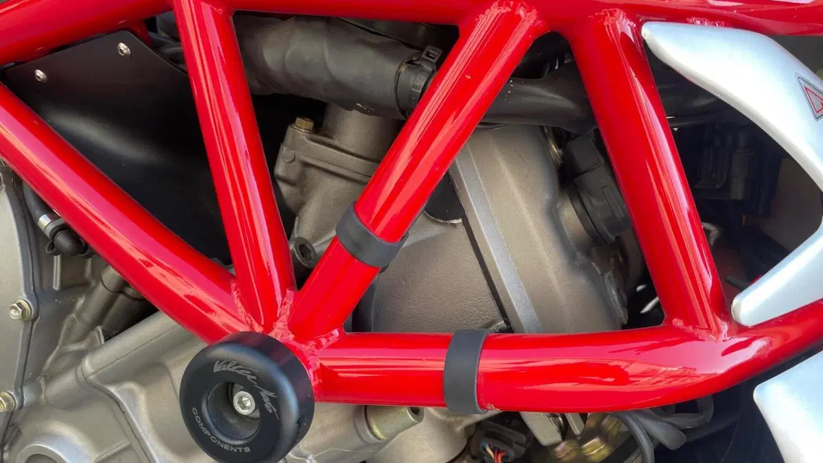 MV Agusta Brutale 910 S (2005 - 11)  (13)