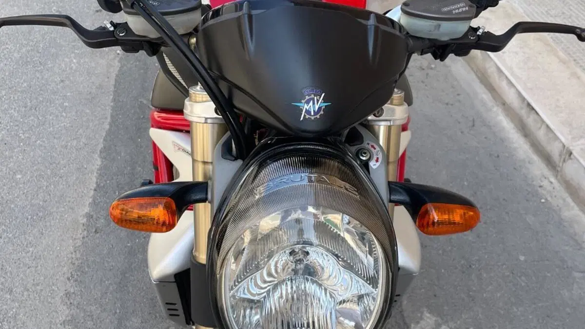 MV Agusta Brutale 910 S (2005 - 11)  (15)