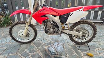 Honda CRF 450 R (2001 - 02)
