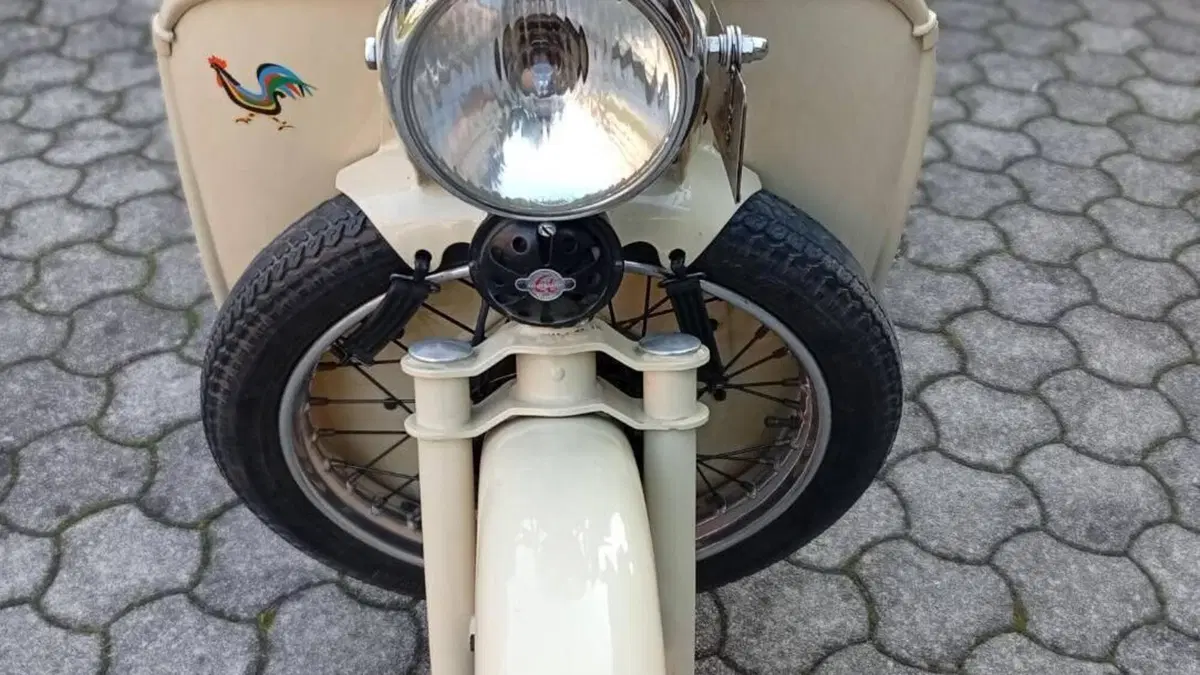 Moto Guzzi   (10)