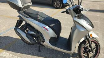 Honda SH 350 Sport (2021 - 24) usata