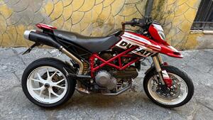 Ducati Hypermotard 796 (2012) 