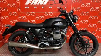 Moto Guzzi V7 II Stone (2015 - 17) usata