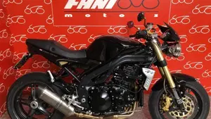 Triumph Speed Triple 1050 (2005 - 11) 
