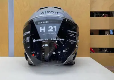 H 21 GREYGLOSS Airoh - Annuncio 9890851