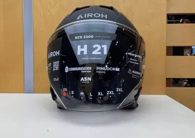 H 21 BLACK MATT Airoh - Annuncio 9890857