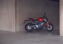 Honda aggiorna la CB125R: nuove colorazioni, sostanza confermata