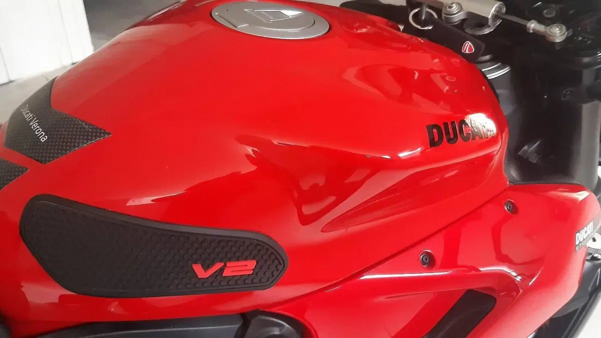Ducati Streetfighter V2 (2022 - 24)  (5)
