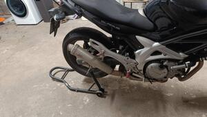 Suzuki Gladius 650 SFV (2009 - 15) 