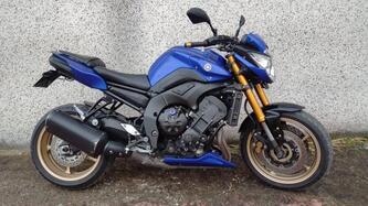 Yamaha FZ8 (2010 - 12) usata