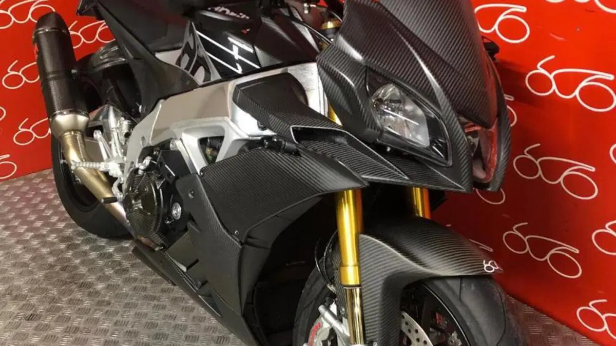 Aprilia Tuono V4 Factory (2019 - 20)  (2)