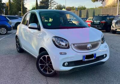 smart forfour forfour 60 1.0 Youngster usata