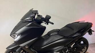 Yamaha T-Max 560 (2020 - 21) usata