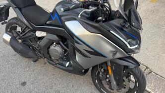 CFMOTO 650GT (2021 - 25) usata