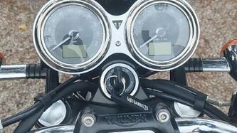 Triumph Bonneville T120 (2021 - 25) usata