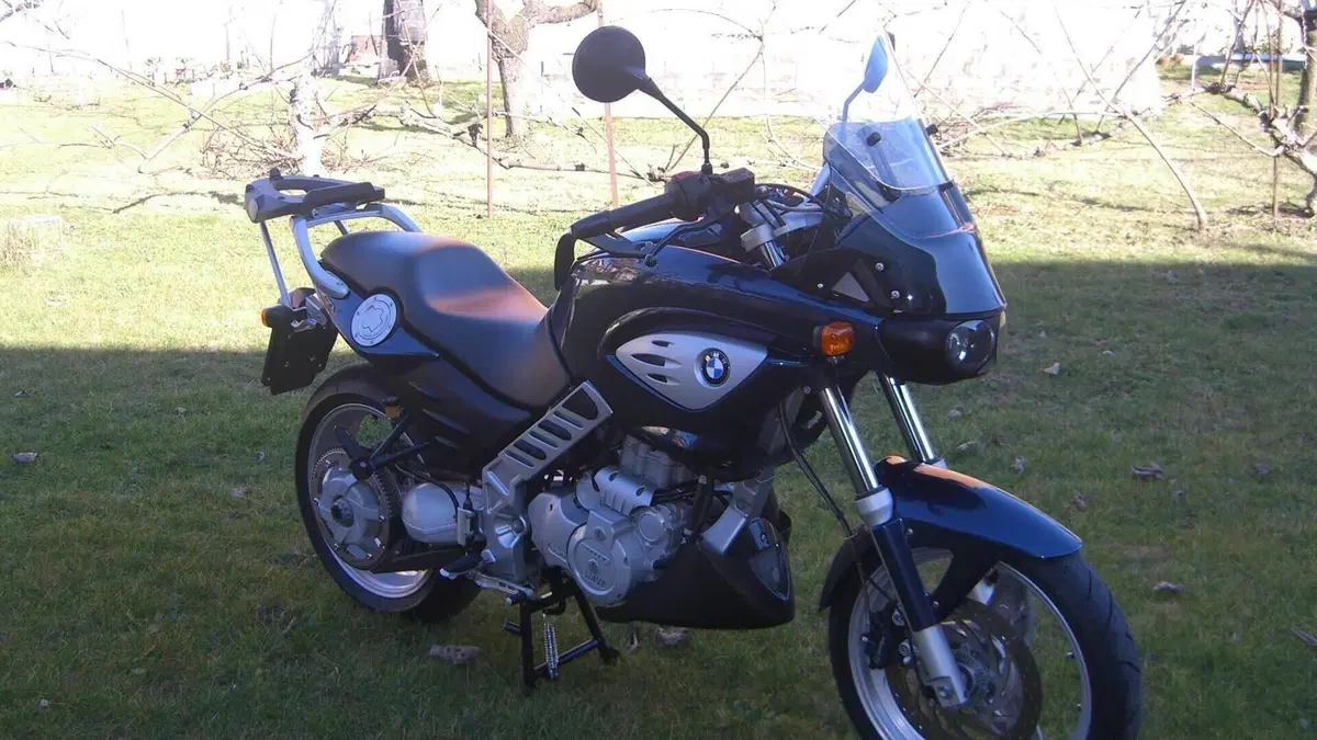 Bmw F 650 CS Scarver (2001 - 06)  (2)